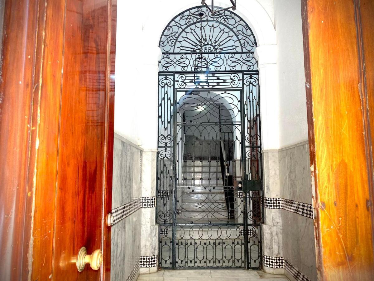 APARTAMENTO COLÓN 1451 - WIFI Gratis y Aire Acondicionado Cádiz Exterior foto