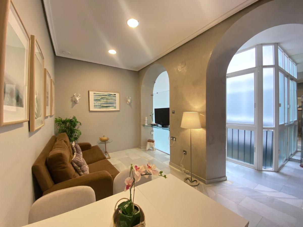 APARTAMENTO COLÓN 1451 - WIFI Gratis y Aire Acondicionado Cádiz Exterior foto