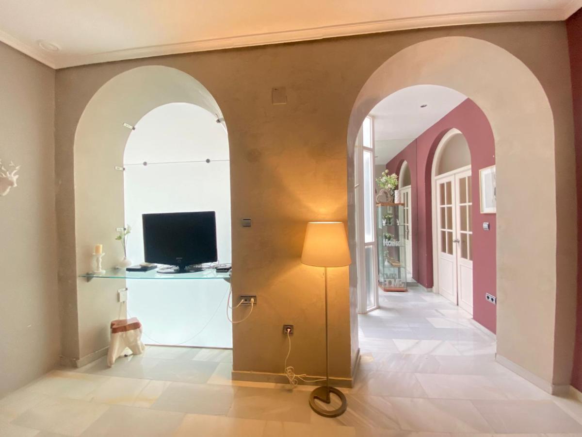 APARTAMENTO COLÓN 1451 - WIFI Gratis y Aire Acondicionado Cádiz Exterior foto