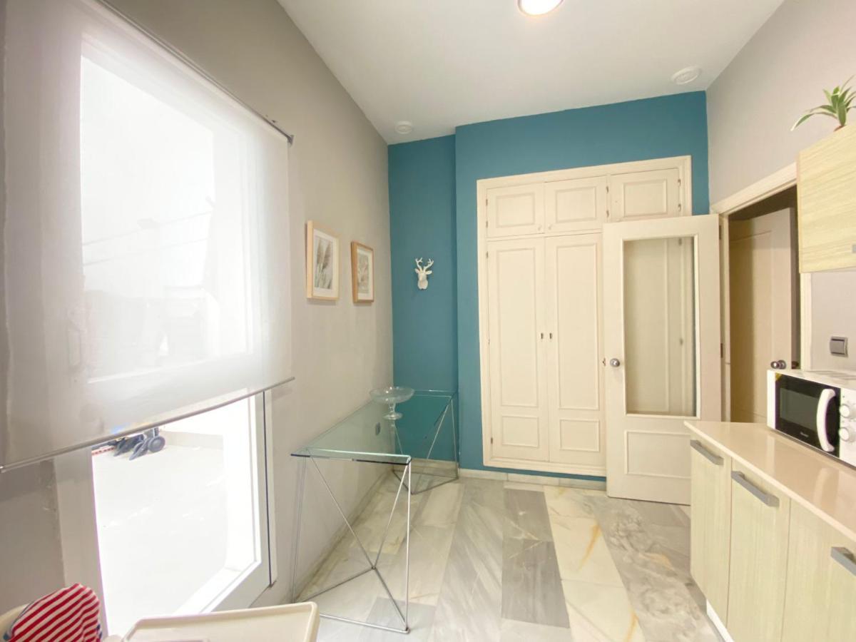 APARTAMENTO COLÓN 1451 - WIFI Gratis y Aire Acondicionado Cádiz Exterior foto